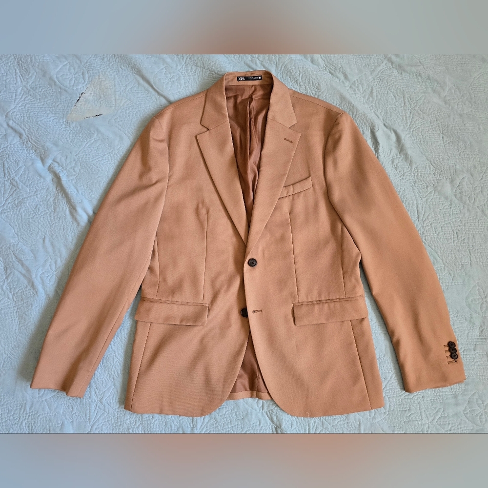 Zara Men 100% Wool Suit- Jacket Is 42R  and Pants are 34 Waist 33 Inseam